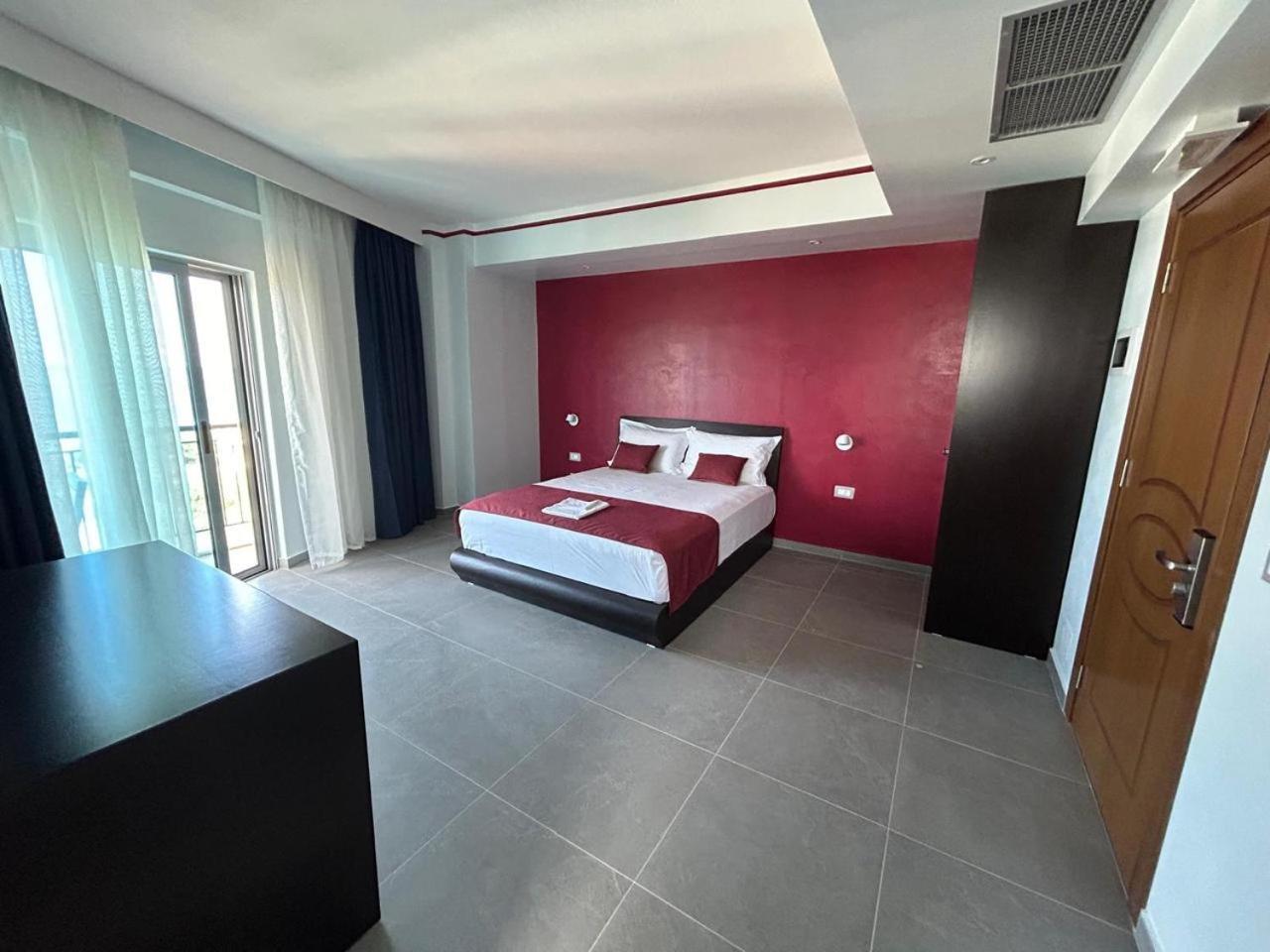 Hotel Borshi Exterior photo