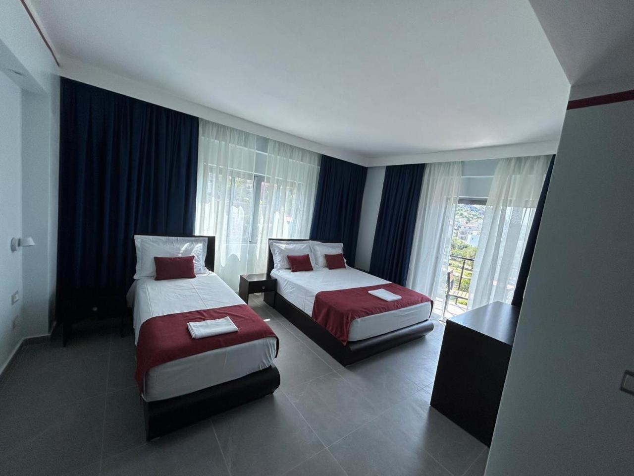Hotel Borshi Exterior photo